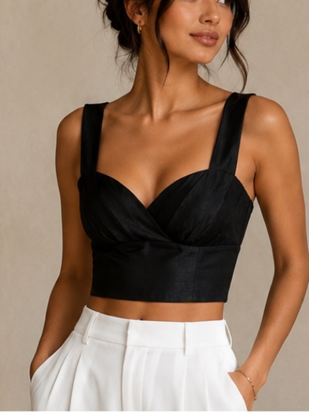 ARITZIA Wilfred Smocked Back Crop Top – Black – Size 4 (NWOT)